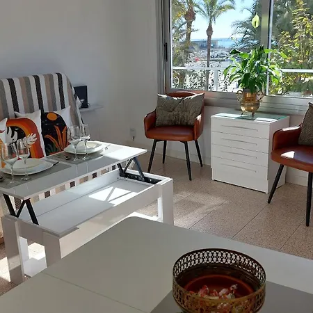 Altavista Apartment